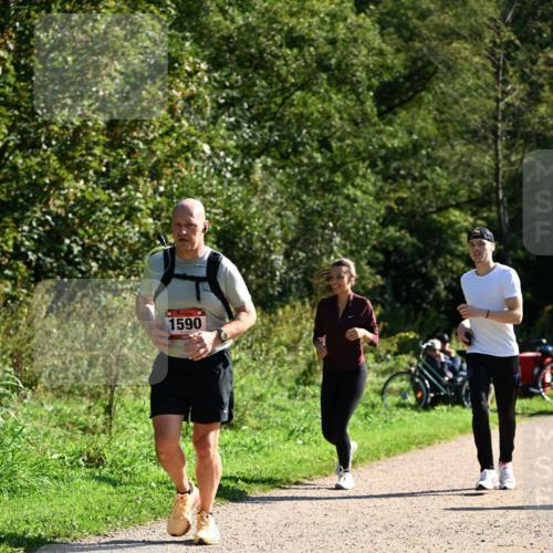 27.09.2026 - 35. Volkslauf durch das schöne Alstertal Dr. Thomas Lammeyer http://msf.ph/oto/10578292 27.09.2026 11:59:55 Laufen 1590 meine-sportfotos.de