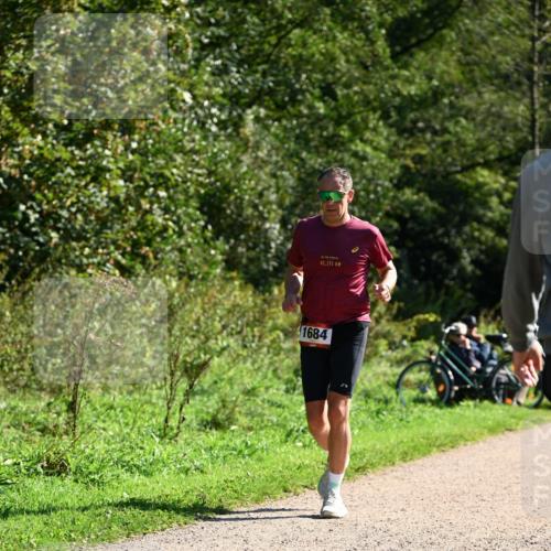 27.09.2026 - 35. Volkslauf durch das schöne Alstertal Dr. Thomas Lammeyer http://msf.ph/oto/10578330 27.09.2026 12:00:04 Laufen 42, 195, 1684 meine-sportfotos.de