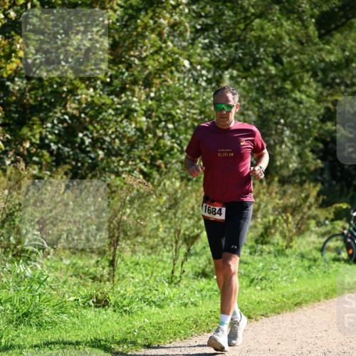 27.09.2026 - 35. Volkslauf durch das schöne Alstertal Dr. Thomas Lammeyer http://msf.ph/oto/10578337 27.09.2026 12:00:04 Laufen 42, 195, 1684 meine-sportfotos.de