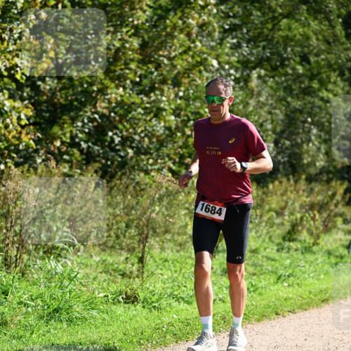 27.09.2026 - 35. Volkslauf durch das schöne Alstertal Dr. Thomas Lammeyer http://msf.ph/oto/10578340 27.09.2026 12:00:05 Laufen 42, 195, 1684 meine-sportfotos.de