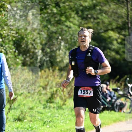 27.09.2026 - 35. Volkslauf durch das schöne Alstertal Dr. Thomas Lammeyer http://msf.ph/oto/10578374 27.09.2026 12:00:18 Laufen 1557 meine-sportfotos.de