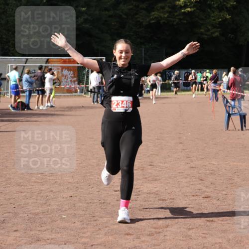 27.09.2026 - 35. Volkslauf durch das schöne Alstertal Strokosch-Dieckow http://msf.ph/oto/10578418 27.09.2026 12:33:25 Ziel 2346 meine-sportfotos.de