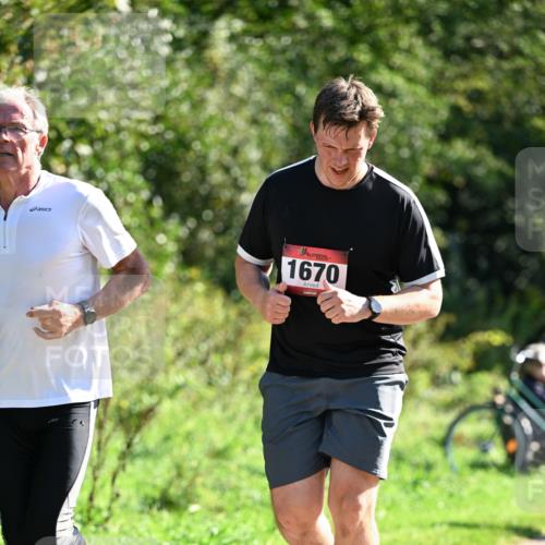 27.09.2026 - 35. Volkslauf durch das schöne Alstertal Dr. Thomas Lammeyer http://msf.ph/oto/10578425 27.09.2026 12:00:38 Laufen 1670 meine-sportfotos.de