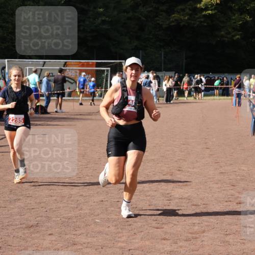 27.09.2026 - 35. Volkslauf durch das schöne Alstertal Strokosch-Dieckow http://msf.ph/oto/10578535 27.09.2026 12:33:39 Ziel 1066, 2285, 2465 meine-sportfotos.de