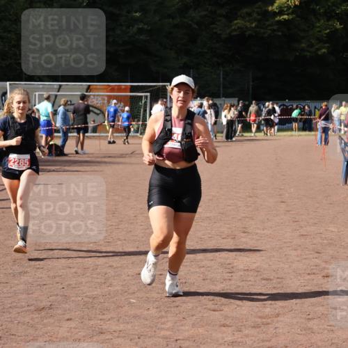 27.09.2026 - 35. Volkslauf durch das schöne Alstertal Strokosch-Dieckow http://msf.ph/oto/10578542 27.09.2026 12:33:39 Ziel 1066, 2285, 2465 meine-sportfotos.de