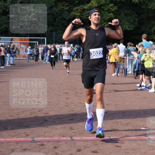 27.09.2026 - 35. Volkslauf durch das schöne Alstertal Strokosch-Dieckow http://msf.ph/oto/10578548 27.09.2026 11:19:30 Ziel 1401, 3022, 3150, 3164, 3345, 3346 meine-sportfotos.de