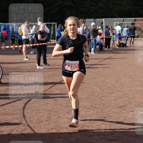 27.09.2026 - 35. Volkslauf durch das schöne Alstertal Strokosch-Dieckow http://msf.ph/oto/10578613 27.09.2026 12:33:40 Ziel 1066, 2285, 2465 meine-sportfotos.de