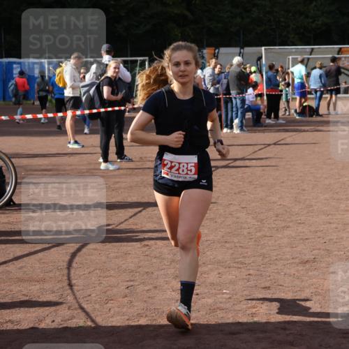 27.09.2026 - 35. Volkslauf durch das schöne Alstertal Strokosch-Dieckow http://msf.ph/oto/10578622 27.09.2026 12:33:40 Ziel 1066, 2285, 2465 meine-sportfotos.de