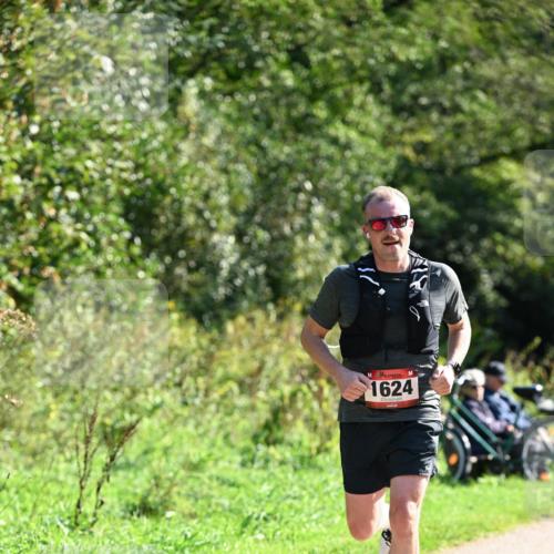 27.09.2026 - 35. Volkslauf durch das schöne Alstertal Dr. Thomas Lammeyer http://msf.ph/oto/10578624 27.09.2026 12:02:03 Laufen 1624 meine-sportfotos.de