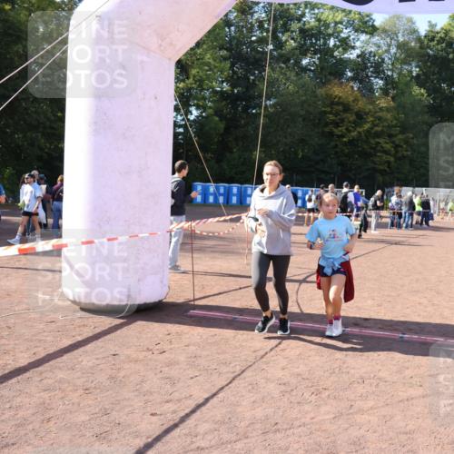 27.09.2026 - 35. Volkslauf durch das schöne Alstertal Strokosch-Dieckow http://msf.ph/oto/10578760 27.09.2026 12:44:39 Ziel 2954 meine-sportfotos.de