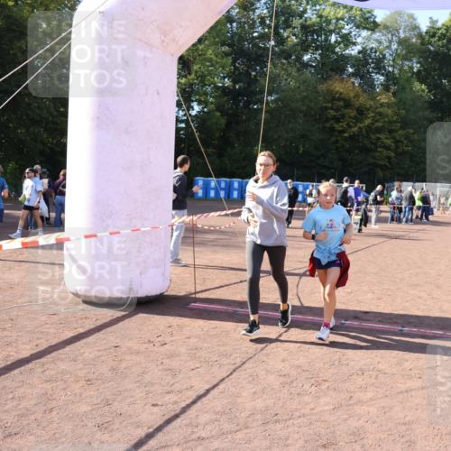 27.09.2026 - 35. Volkslauf durch das schöne Alstertal Strokosch-Dieckow http://msf.ph/oto/10578766 27.09.2026 12:44:39 Ziel 2954 meine-sportfotos.de