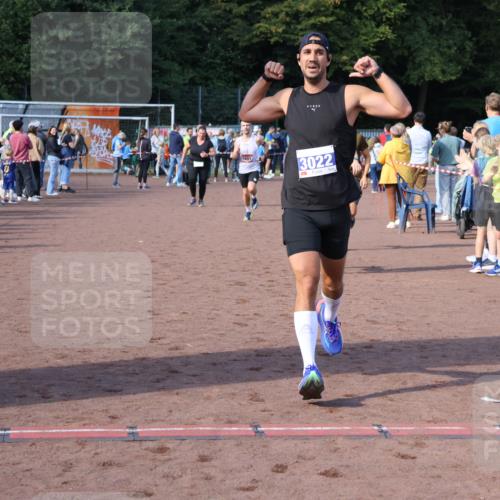 27.09.2026 - 35. Volkslauf durch das schöne Alstertal Strokosch-Dieckow http://msf.ph/oto/10578808 27.09.2026 11:19:30 Ziel 1401, 3022, 3150, 3164, 3345, 3346 meine-sportfotos.de