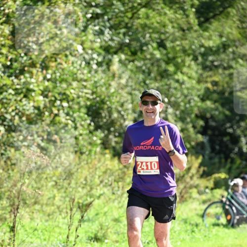 27.09.2026 - 35. Volkslauf durch das schöne Alstertal Dr. Thomas Lammeyer http://msf.ph/oto/10578831 27.09.2026 12:03:54 Laufen 2410 meine-sportfotos.de