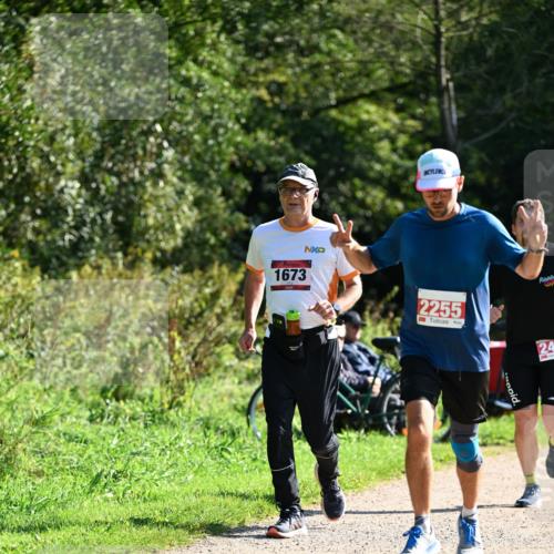 27.09.2026 - 35. Volkslauf durch das schöne Alstertal Dr. Thomas Lammeyer http://msf.ph/oto/10578918 27.09.2026 12:04:52 Laufen 1673, 2255, 24 meine-sportfotos.de