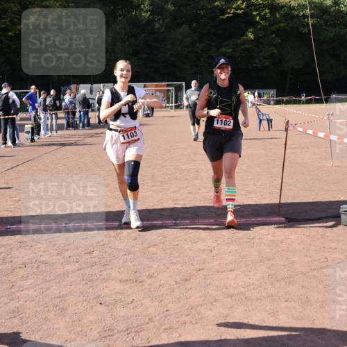 27.09.2026 - 35. Volkslauf durch das schöne Alstertal Strokosch-Dieckow http://msf.ph/oto/10578941 27.09.2026 12:45:56 Ziel 1102, 1103, 1656, 2192 meine-sportfotos.de