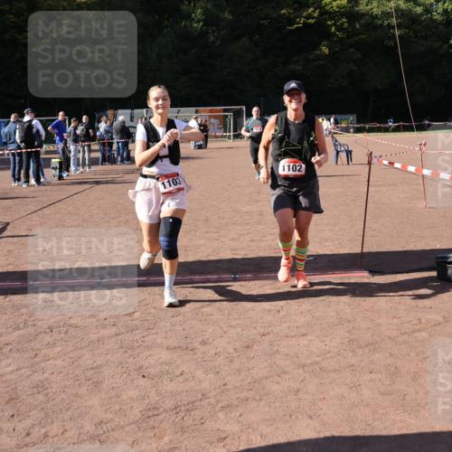 27.09.2026 - 35. Volkslauf durch das schöne Alstertal Strokosch-Dieckow http://msf.ph/oto/10578955 27.09.2026 12:45:57 Ziel 1102, 1103, 1656, 2192 meine-sportfotos.de