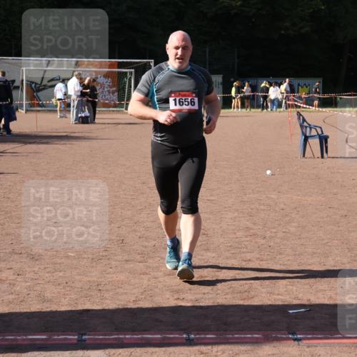 27.09.2026 - 35. Volkslauf durch das schöne Alstertal Strokosch-Dieckow http://msf.ph/oto/10578965 27.09.2026 12:46:01 Ziel 1656 meine-sportfotos.de