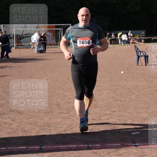 27.09.2026 - 35. Volkslauf durch das schöne Alstertal Strokosch-Dieckow http://msf.ph/oto/10578991 27.09.2026 12:46:01 Ziel 1656 meine-sportfotos.de