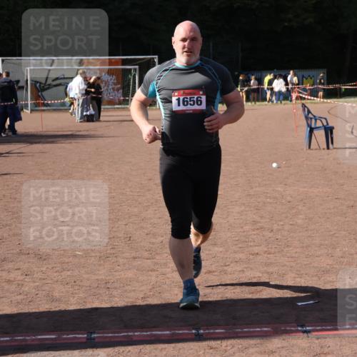 27.09.2026 - 35. Volkslauf durch das schöne Alstertal Strokosch-Dieckow http://msf.ph/oto/10578995 27.09.2026 12:46:01 Ziel 1656 meine-sportfotos.de