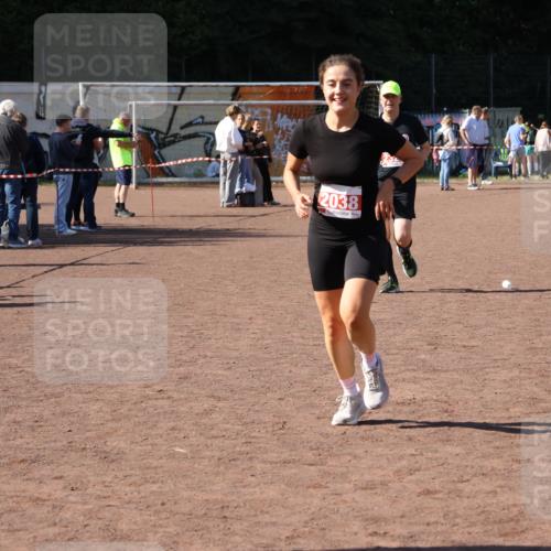 27.09.2026 - 35. Volkslauf durch das schöne Alstertal Strokosch-Dieckow http://msf.ph/oto/10579035 27.09.2026 12:47:13 Ziel 2038, 2320 meine-sportfotos.de