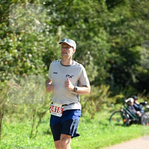 27.09.2026 - 35. Volkslauf durch das schöne Alstertal Dr. Thomas Lammeyer http://msf.ph/oto/10579052 27.09.2026 12:05:48 Laufen 2418 meine-sportfotos.de