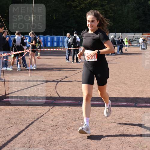 27.09.2026 - 35. Volkslauf durch das schöne Alstertal Strokosch-Dieckow http://msf.ph/oto/10579055 27.09.2026 12:47:15 Ziel 2038, 2320 meine-sportfotos.de