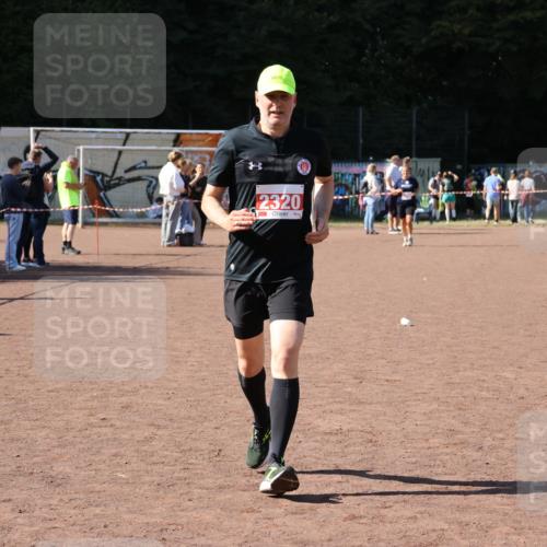 27.09.2026 - 35. Volkslauf durch das schöne Alstertal Strokosch-Dieckow http://msf.ph/oto/10579068 27.09.2026 12:47:17 Ziel 2038, 2320 meine-sportfotos.de