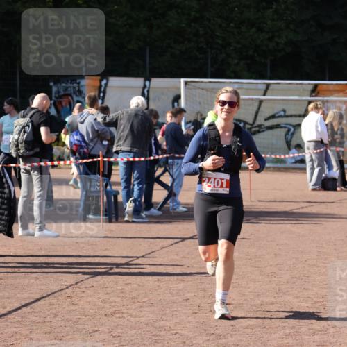 27.09.2026 - 35. Volkslauf durch das schöne Alstertal Strokosch-Dieckow http://msf.ph/oto/10579156 27.09.2026 12:47:56 Ziel 2401 meine-sportfotos.de
