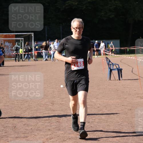 27.09.2026 - 35. Volkslauf durch das schöne Alstertal Strokosch-Dieckow http://msf.ph/oto/10579268 27.09.2026 12:48:35 Ziel 2148, 2226 meine-sportfotos.de