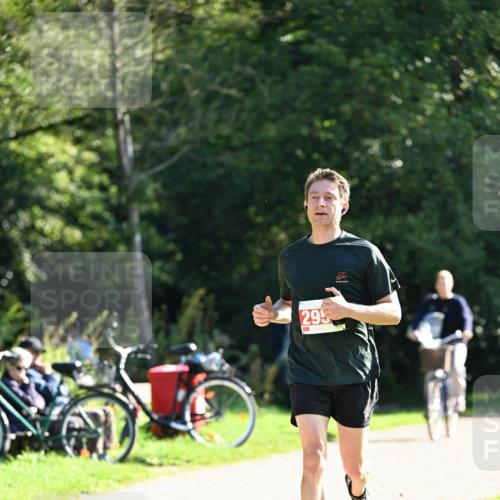 27.09.2026 - 35. Volkslauf durch das schöne Alstertal Dr. Thomas Lammeyer http://msf.ph/oto/10579300 27.09.2026 12:07:29 Laufen 295 meine-sportfotos.de