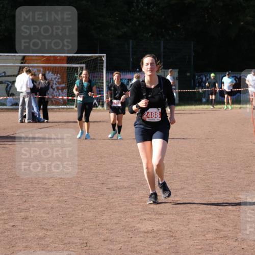 27.09.2026 - 35. Volkslauf durch das schöne Alstertal Strokosch-Dieckow http://msf.ph/oto/10579391 27.09.2026 12:49:35 Ziel 2488 meine-sportfotos.de
