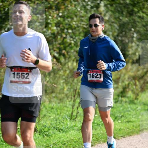 27.09.2026 - 35. Volkslauf durch das schöne Alstertal Dr. Thomas Lammeyer http://msf.ph/oto/10579489 27.09.2026 12:09:17 Laufen 1562, 1623 meine-sportfotos.de