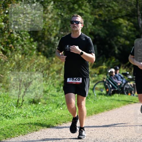 27.09.2026 - 35. Volkslauf durch das schöne Alstertal Dr. Thomas Lammeyer http://msf.ph/oto/10579541 27.09.2026 12:09:41 Laufen 1628 meine-sportfotos.de