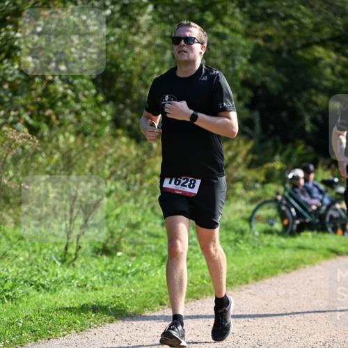27.09.2026 - 35. Volkslauf durch das schöne Alstertal Dr. Thomas Lammeyer http://msf.ph/oto/10579542 27.09.2026 12:09:41 Laufen 1628 meine-sportfotos.de