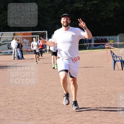 27.09.2026 - 35. Volkslauf durch das schöne Alstertal Strokosch-Dieckow http://msf.ph/oto/10579583 27.09.2026 12:49:50 Ziel 1651, 2181 meine-sportfotos.de