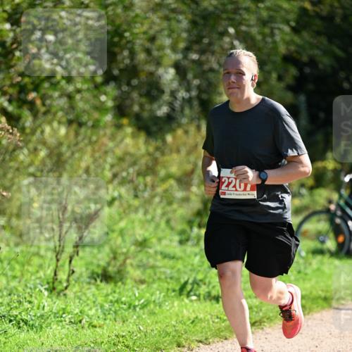 27.09.2026 - 35. Volkslauf durch das schöne Alstertal Dr. Thomas Lammeyer http://msf.ph/oto/10579610 27.09.2026 12:10:04 Laufen 2207 meine-sportfotos.de