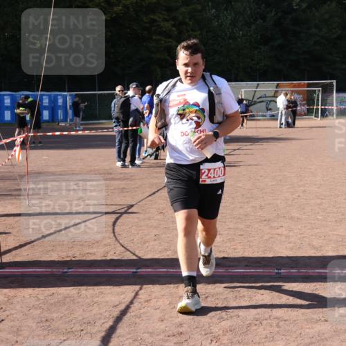 27.09.2026 - 35. Volkslauf durch das schöne Alstertal Strokosch-Dieckow http://msf.ph/oto/10579675 27.09.2026 12:50:01 Ziel 1651, 2400 meine-sportfotos.de
