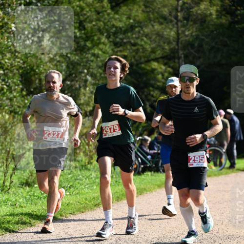27.09.2026 - 35. Volkslauf durch das schöne Alstertal Dr. Thomas Lammeyer http://msf.ph/oto/10579773 27.09.2026 12:11:14 Laufen 2327, 2979, 6, 295 meine-sportfotos.de