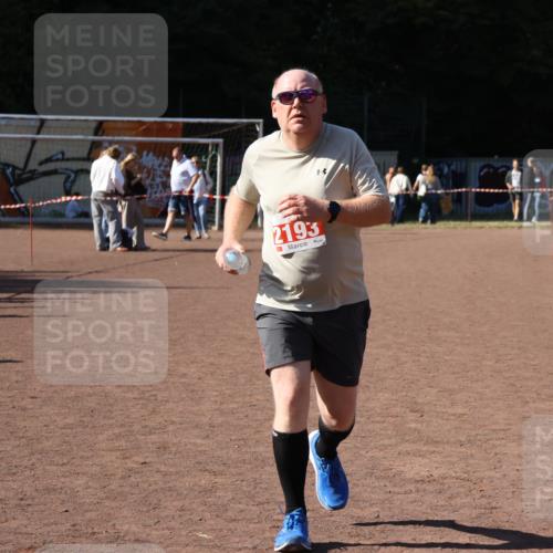 27.09.2026 - 35. Volkslauf durch das schöne Alstertal Strokosch-Dieckow http://msf.ph/oto/10579837 27.09.2026 12:52:35 Ziel 2193 meine-sportfotos.de