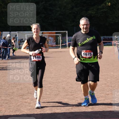 27.09.2026 - 35. Volkslauf durch das schöne Alstertal Strokosch-Dieckow http://msf.ph/oto/10579880 27.09.2026 12:53:09 Ziel 1146, 1675 meine-sportfotos.de