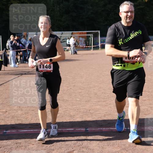 27.09.2026 - 35. Volkslauf durch das schöne Alstertal Strokosch-Dieckow http://msf.ph/oto/10579903 27.09.2026 12:53:10 Ziel 1146, 1675 meine-sportfotos.de