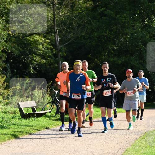 27.09.2026 - 35. Volkslauf durch das schöne Alstertal Dr. Thomas Lammeyer http://msf.ph/oto/10579948 27.09.2026 12:12:24 Laufen 16, 1626, 473, 2189, 2452 meine-sportfotos.de
