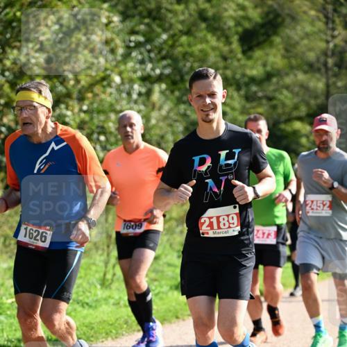 27.09.2026 - 35. Volkslauf durch das schöne Alstertal Dr. Thomas Lammeyer http://msf.ph/oto/10579985 27.09.2026 12:12:28 Laufen 1626, 1609, 2189, 473, 2452 meine-sportfotos.de