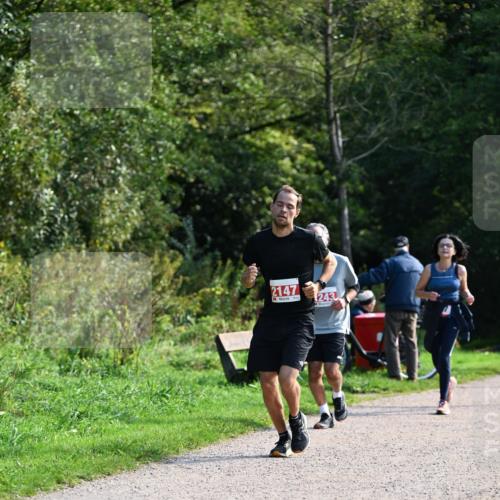 27.09.2026 - 35. Volkslauf durch das schöne Alstertal Dr. Thomas Lammeyer http://msf.ph/oto/10580012 27.09.2026 12:12:34 Laufen 2147, 243 meine-sportfotos.de