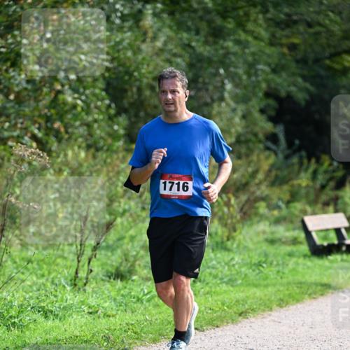27.09.2026 - 35. Volkslauf durch das schöne Alstertal Dr. Thomas Lammeyer http://msf.ph/oto/10580062 27.09.2026 12:12:43 Laufen 1716 meine-sportfotos.de