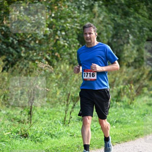 27.09.2026 - 35. Volkslauf durch das schöne Alstertal Dr. Thomas Lammeyer http://msf.ph/oto/10580065 27.09.2026 12:12:44 Laufen 1716 meine-sportfotos.de
