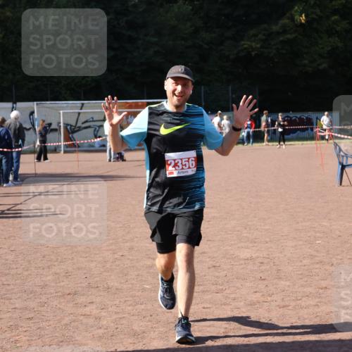 27.09.2026 - 35. Volkslauf durch das schöne Alstertal Strokosch-Dieckow http://msf.ph/oto/10580075 27.09.2026 12:53:40 Ziel 2356 meine-sportfotos.de