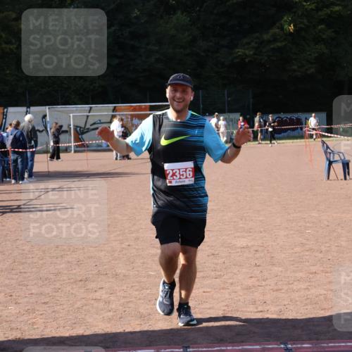 27.09.2026 - 35. Volkslauf durch das schöne Alstertal Strokosch-Dieckow http://msf.ph/oto/10580082 27.09.2026 12:53:40 Ziel 2356 meine-sportfotos.de