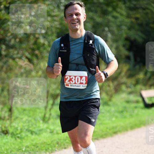 27.09.2026 - 35. Volkslauf durch das schöne Alstertal Dr. Thomas Lammeyer http://msf.ph/oto/10580118 27.09.2026 12:12:54 Laufen 2304, 860 meine-sportfotos.de