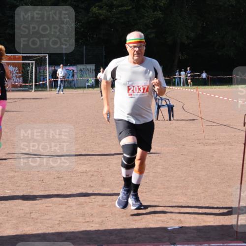 27.09.2026 - 35. Volkslauf durch das schöne Alstertal Strokosch-Dieckow http://msf.ph/oto/10580152 27.09.2026 12:54:01 Ziel 2037, 2163, 2966 meine-sportfotos.de